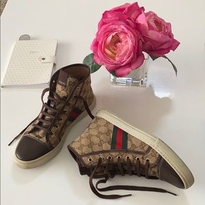 Gucci sneaker US8 fit for 38 EU